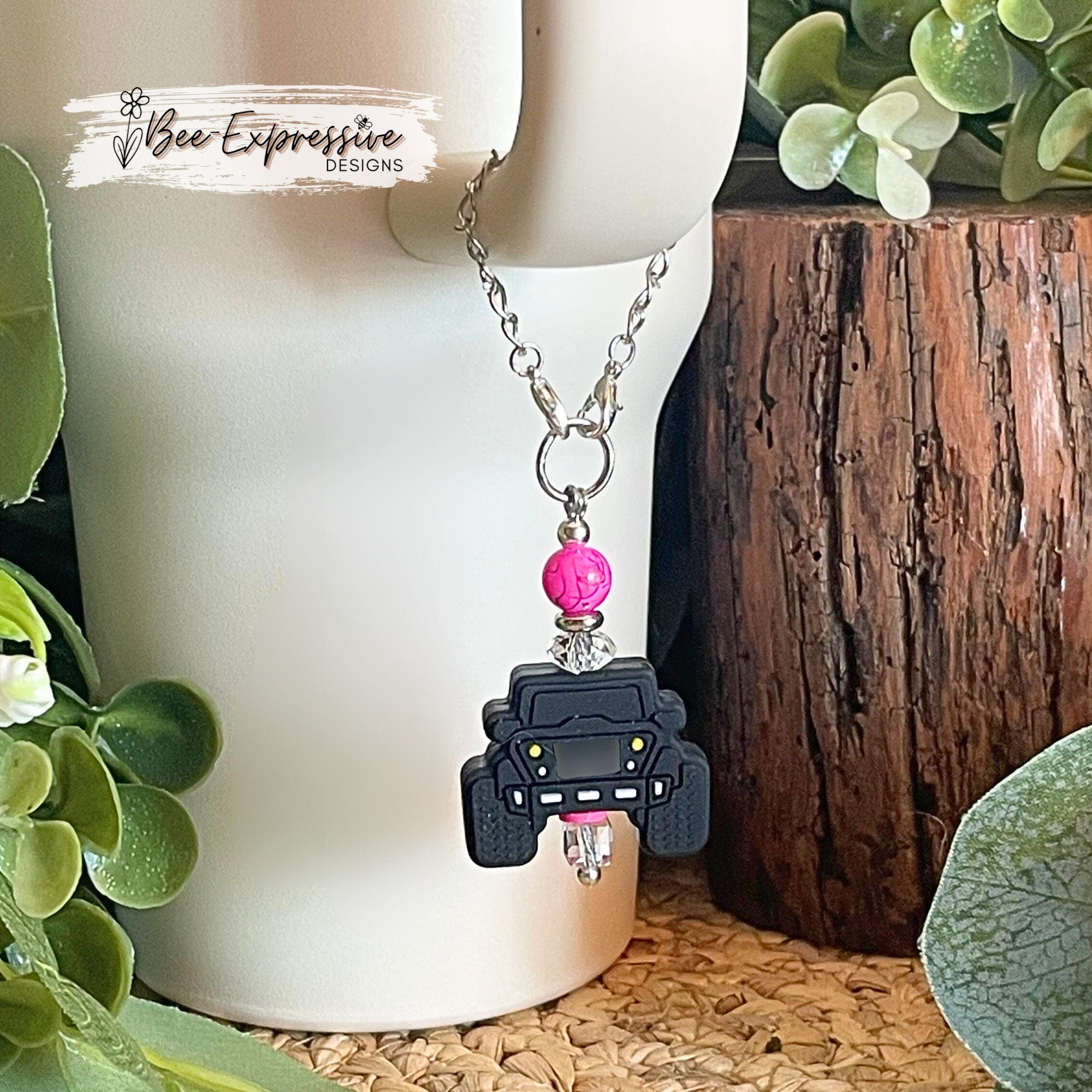4x4 Tumbler Charm: Black Jeep, Fuchsia Acrylic Beads