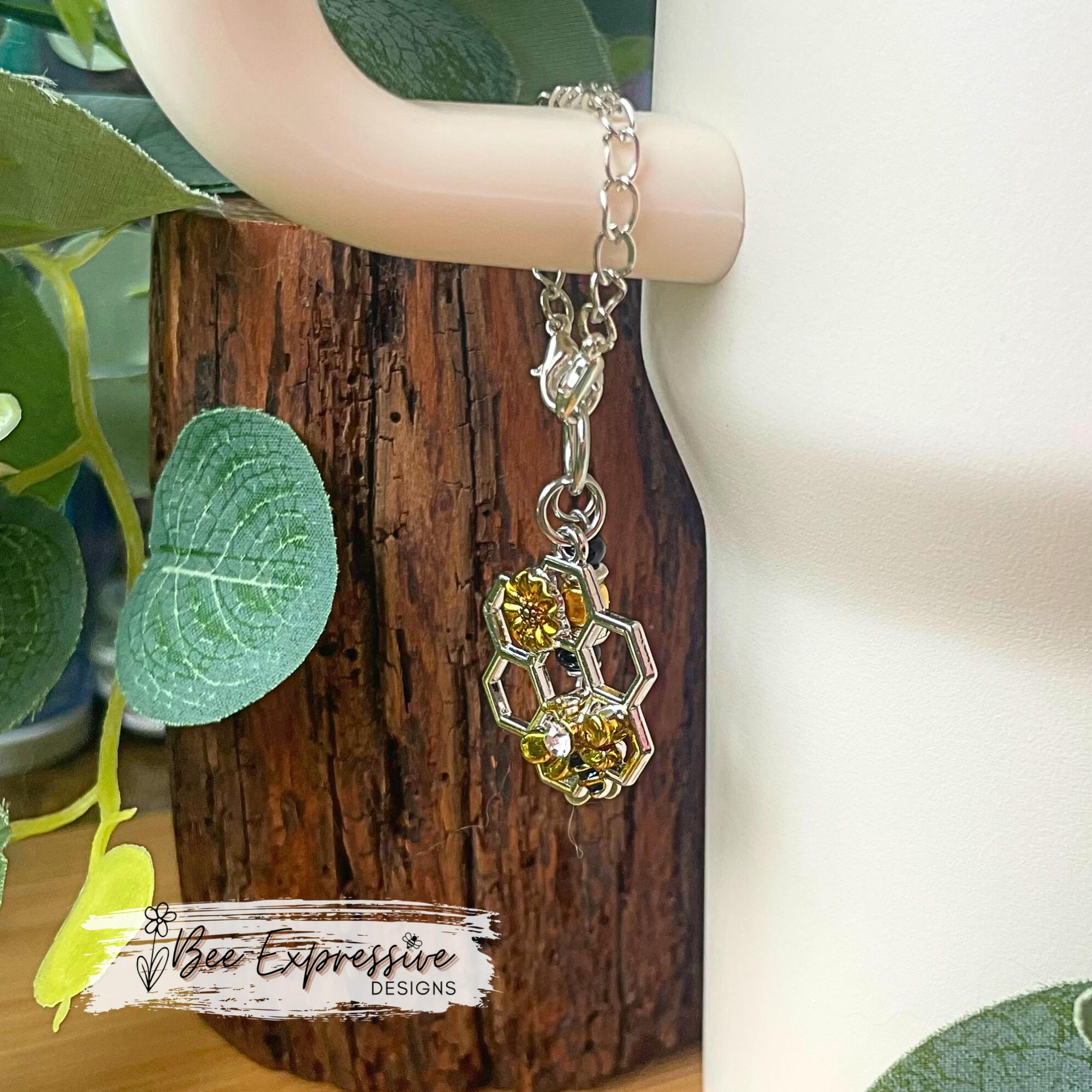 Handmade, bumblebee honey comb, tumbler charm chain! Includes silver spacer beads, square bead, & beaded tassel with a flower charm