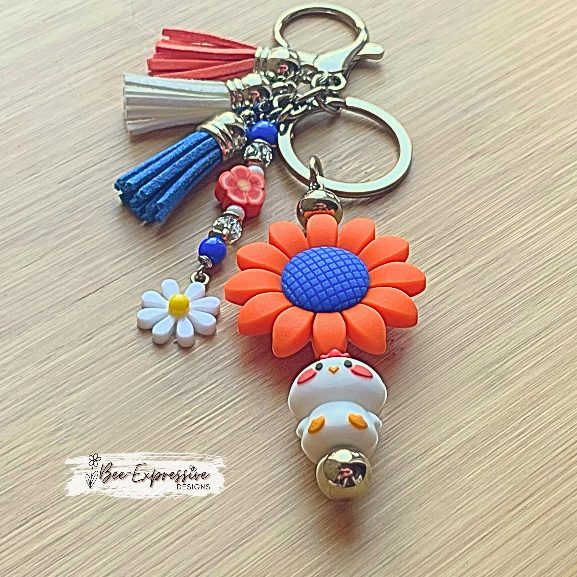 Handmade, silicone CHICKEN and DAISY flower keychain! Lobster or swivel clasp, bead bar, beaded tassel with a white daisy charm, 3 tassels