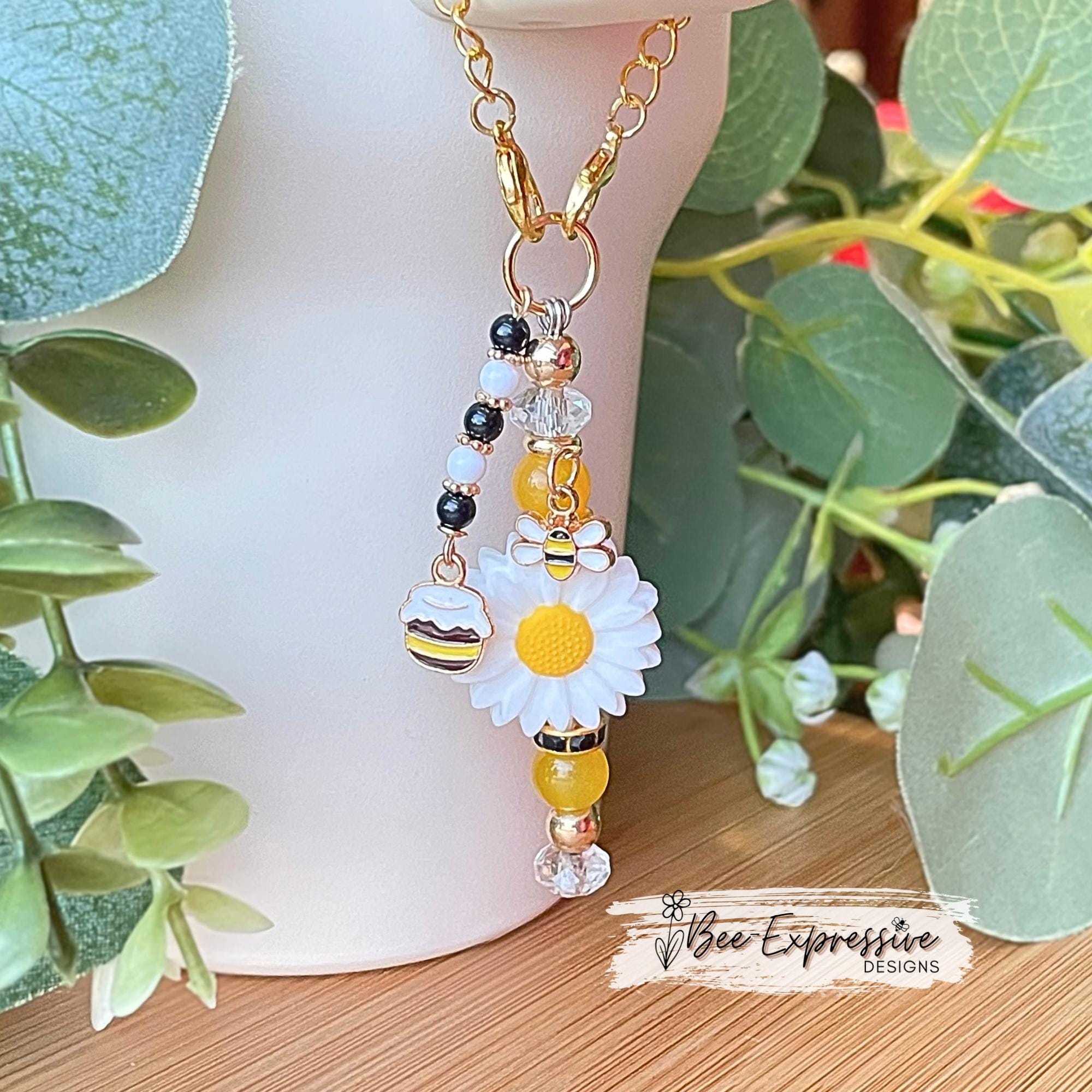 Bumble Bee Tumbler Charm: Daisy, Honey Pot, Beaded Tassel
