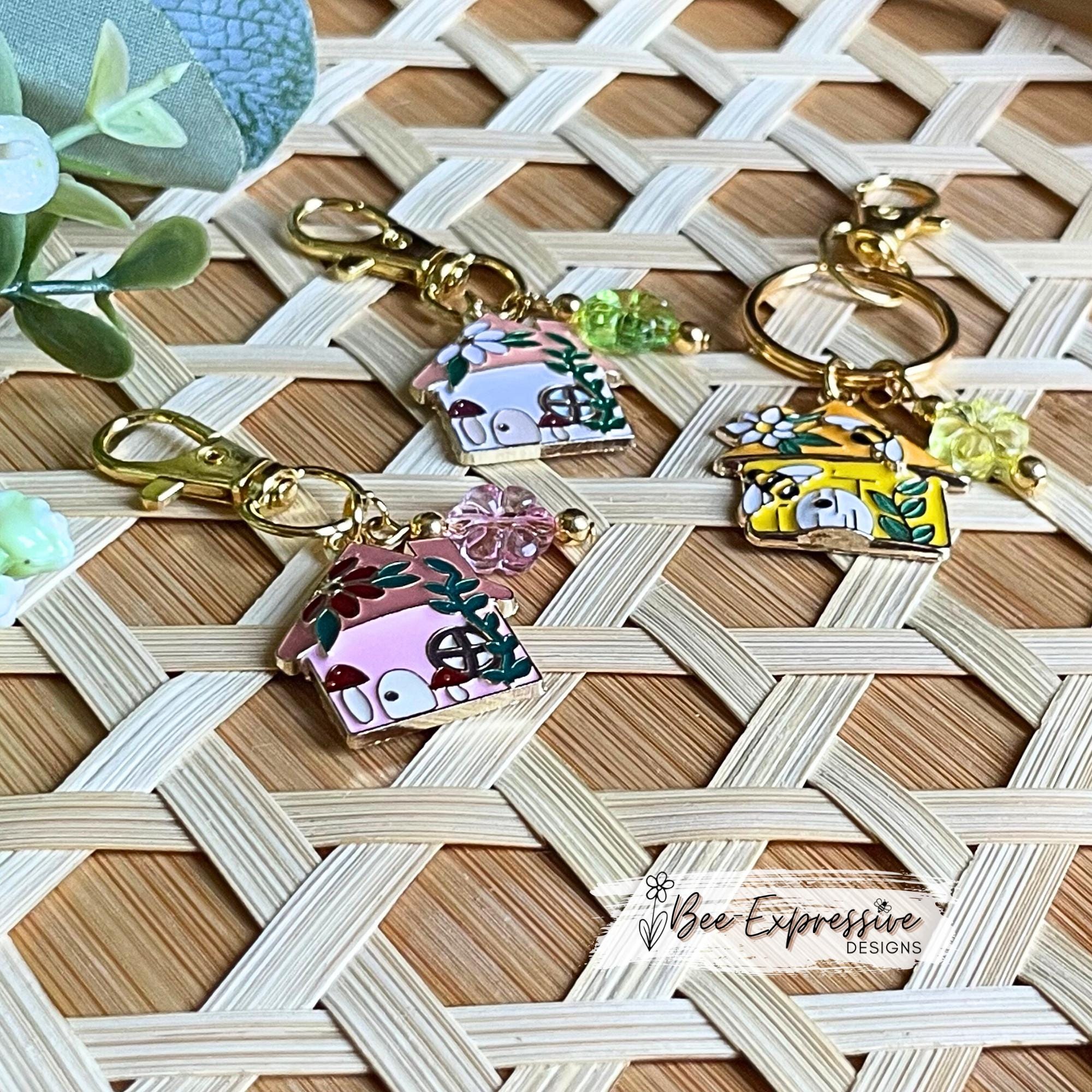 Cottage Charms, Keychain or Tumbler Chain:  Swivel clasp, flower tassel