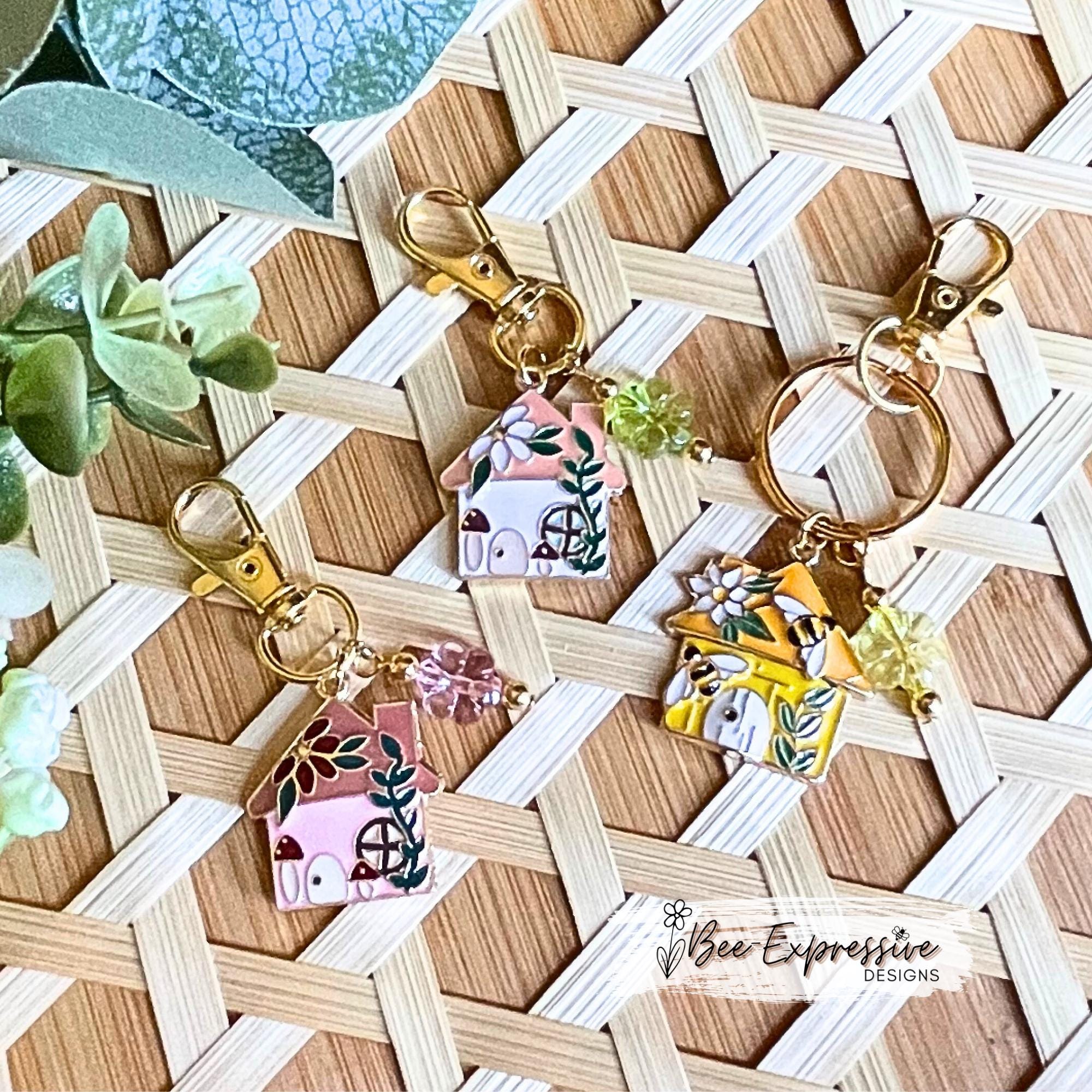 Cottage Charms, Keychain or Tumbler Chain:  Swivel clasp, flower tassel